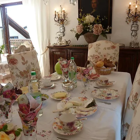 Casa de hóspedes Romantik 4*